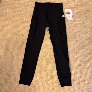 Vuori Daily Pocket Black Leggings